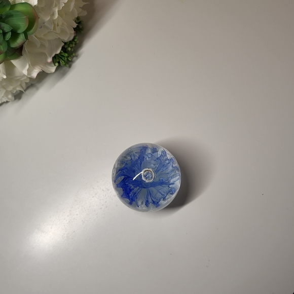 Blown Glass Paperweight - white, cobalt blue and clear glass, Bubble - Picture 5 of 7